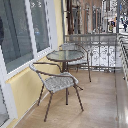 75 Katerynyns'Ka Street Lägenhet Odessa Exteriör bild